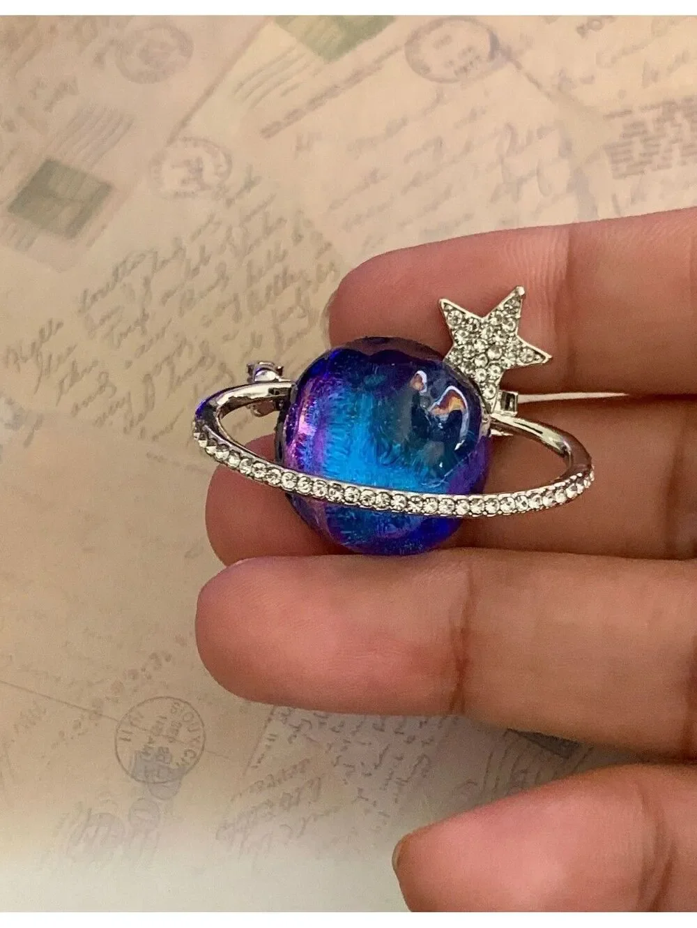Sparkling Planet and Star Ring - Cosmic Bling for Star Gazers